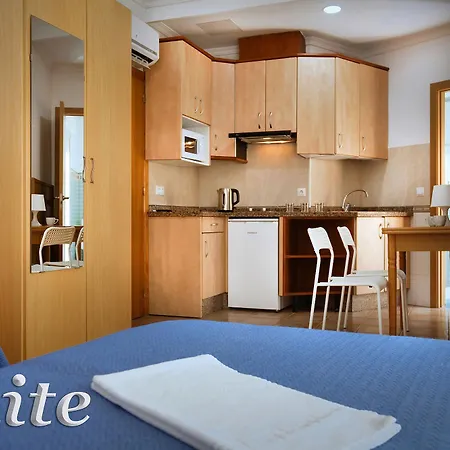 Guest house Irati 3*