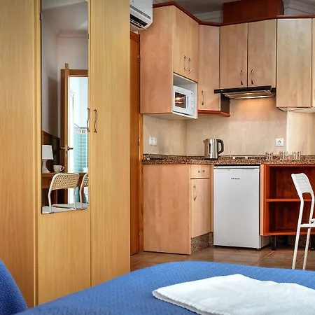 Irati בית הארחה 3*