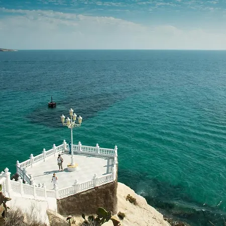 בית הארחה Irati בנידורם