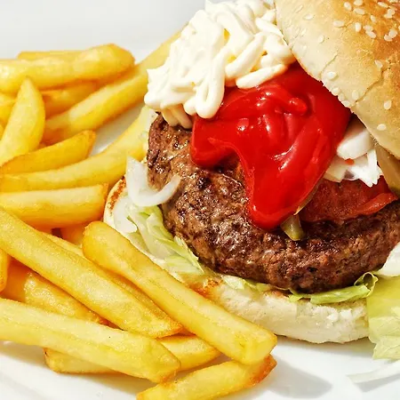 בית הארחה Irati בנידורם