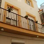 Irati بيت ضيافة بينايدورم